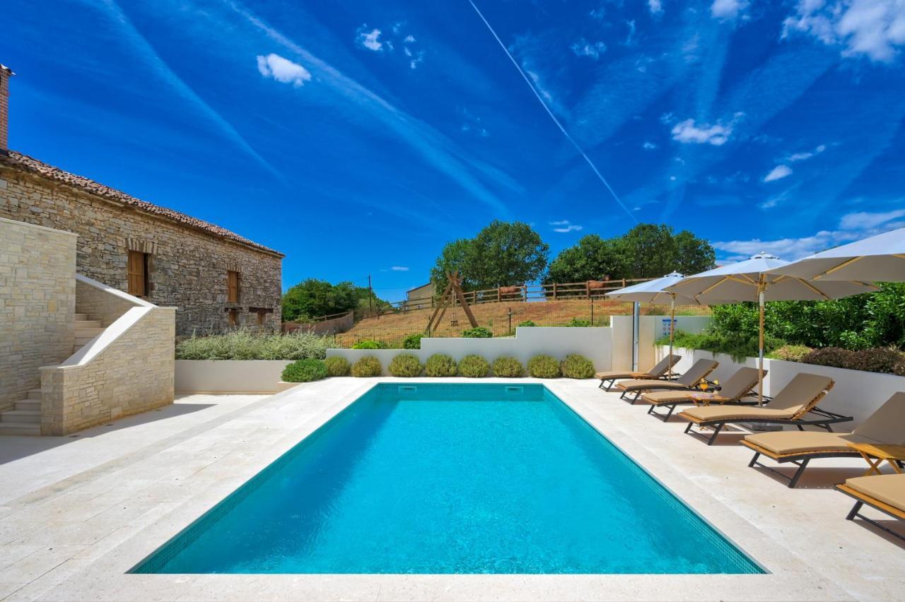 Vitassi Vila