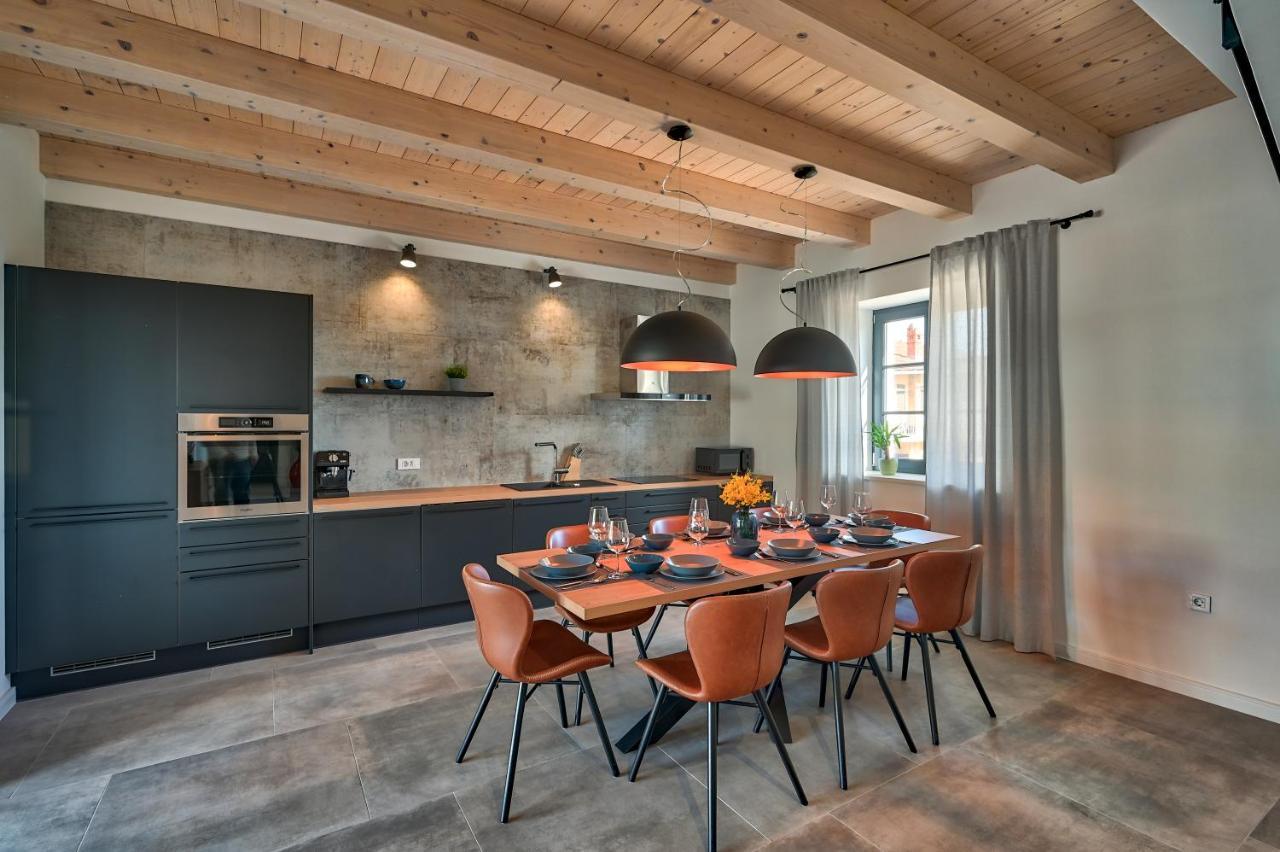 Vitassi Villa